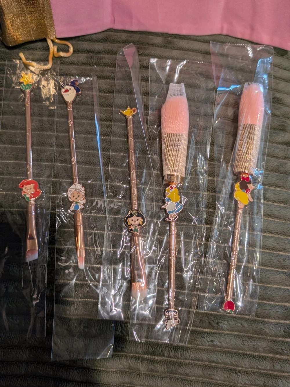 Rose Gold Princess Makeup Brush Set - Pink Bristles